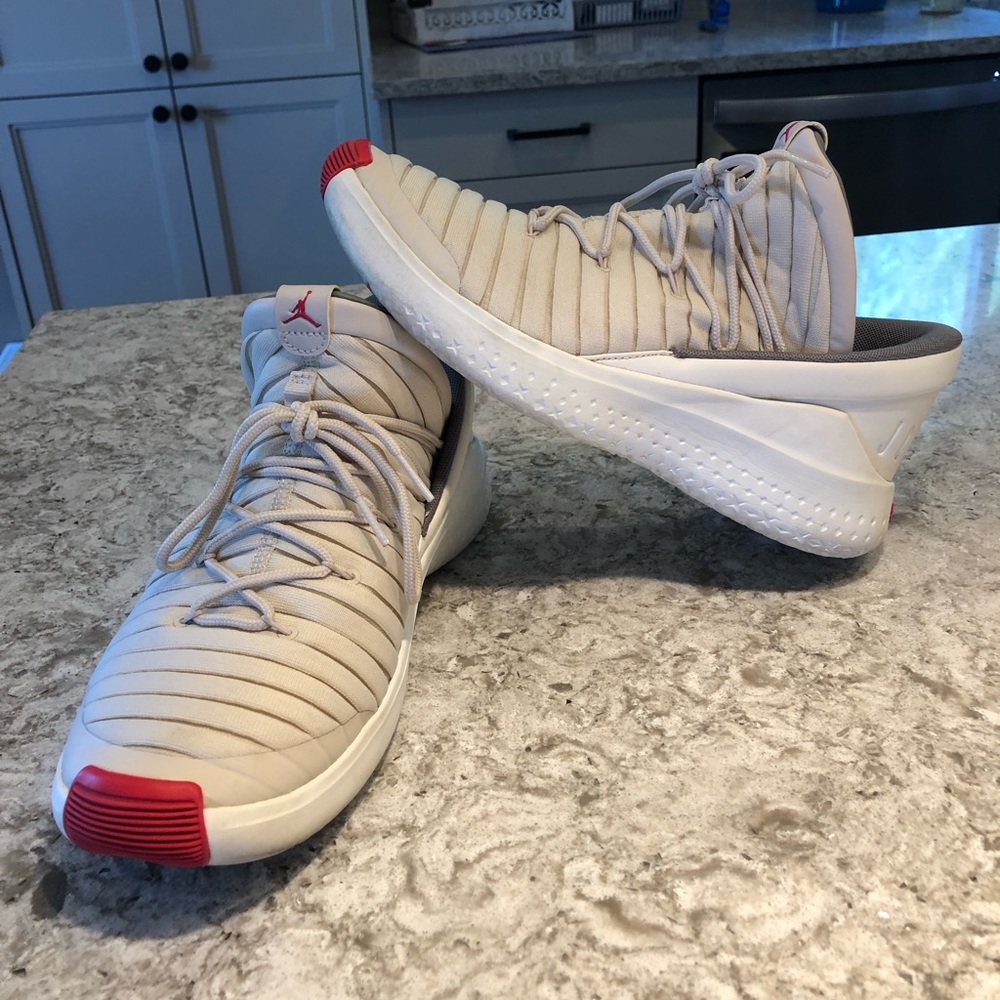 Jordan flight luxe shoes